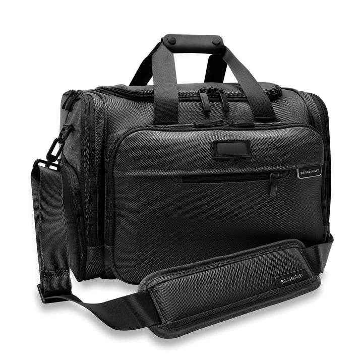 Briggs & Riley Baseline Underseat Duffle has padded shoulder strap