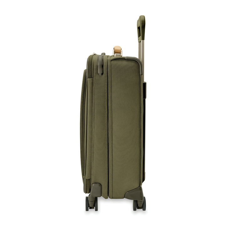 Briggs & Riley Baseline Essential 22" Carry On Expandable Spinner