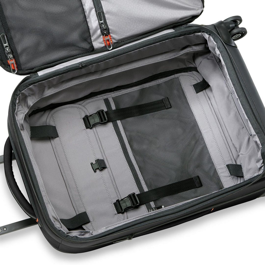 Briggs & Riley ZDX Domestic 22" Carry-On Expandable Spinner Interior has light grey lining and organizational pockets