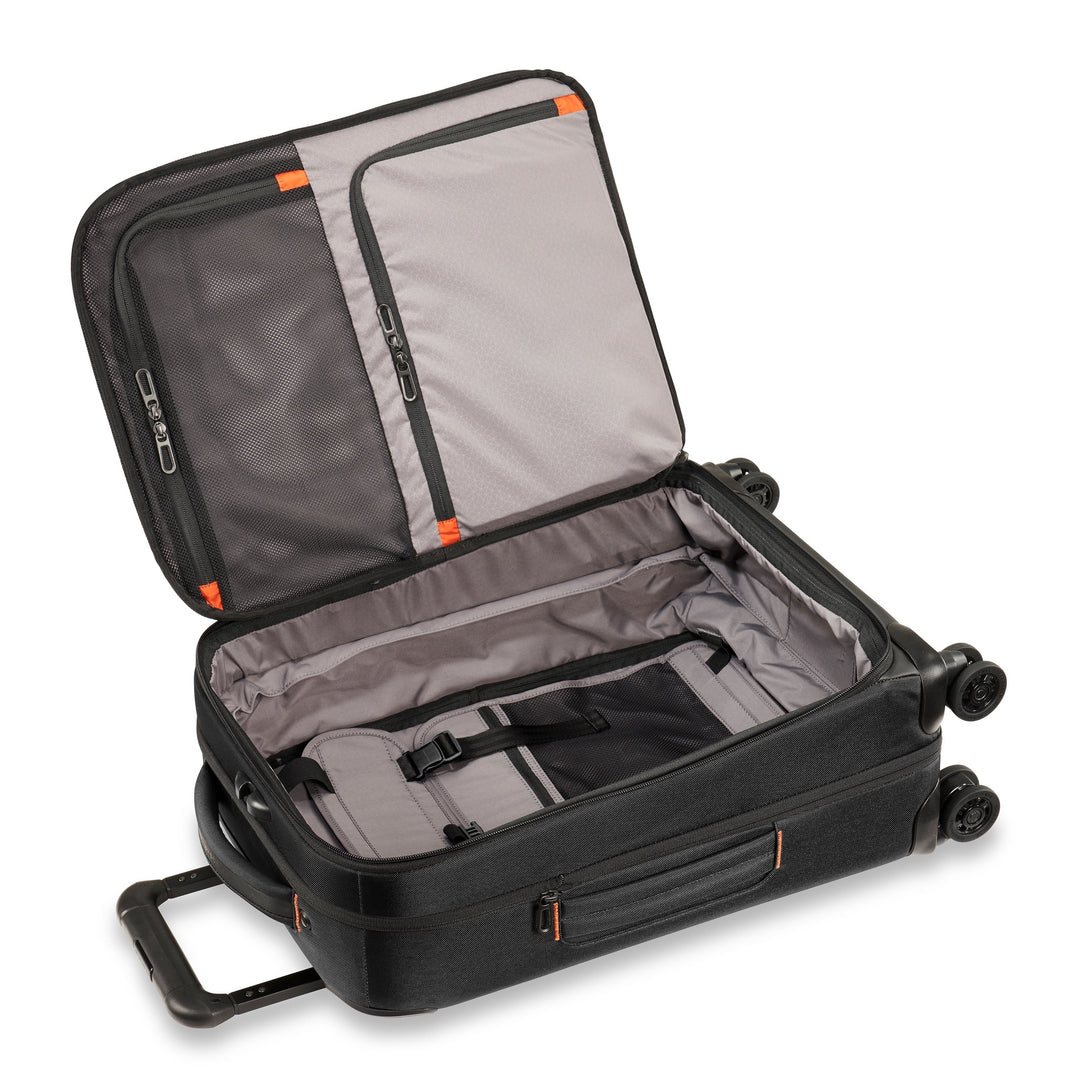 Briggs & Riley ZDX Domestic 22" Carry-On Expandable Spinner Interior has Garment panels and 2 zip up pockets